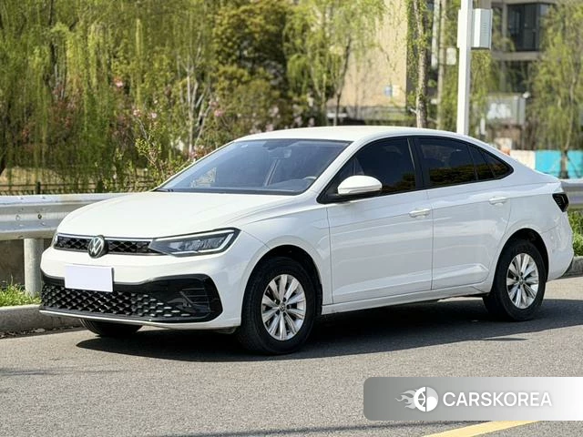 Volkswagen Lavida 2024 Белый из Китая, фото 3