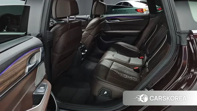 BMW 6 Series GT (G32) 2019 Коричневый из Кореи, фото 3