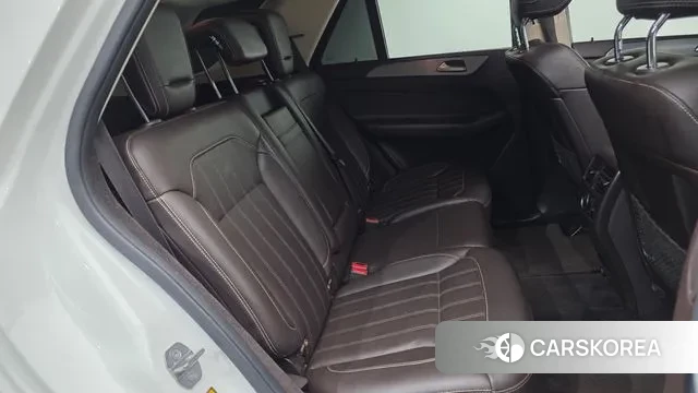 Mercedes-Benz GLE - Class W166 2018 Белый из Кореи, фото 3