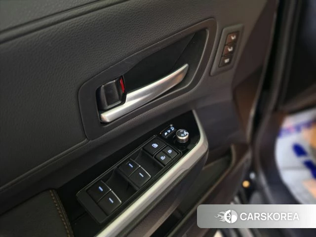 Toyota Sienna 4th Generation 2025 Черный из Кореи, фото 3