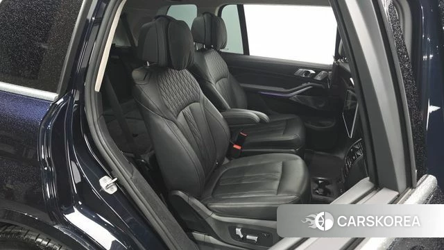 BMW X7 (G07) 2021 Черный из Кореи, фото 3