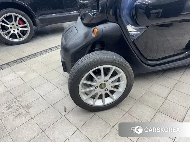 Renault Korea (Samsung) Twizy 2019 Черный из Кореи, фото 3