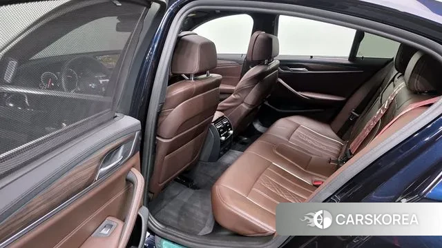 BMW 5 Series (G30) 2019 Черный из Кореи, фото 3