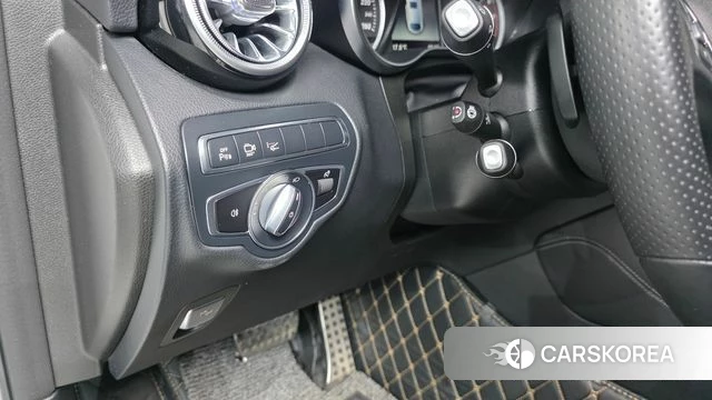 Mercedes-Benz GLC-Class X253 2019 Белый из Кореи, фото 3