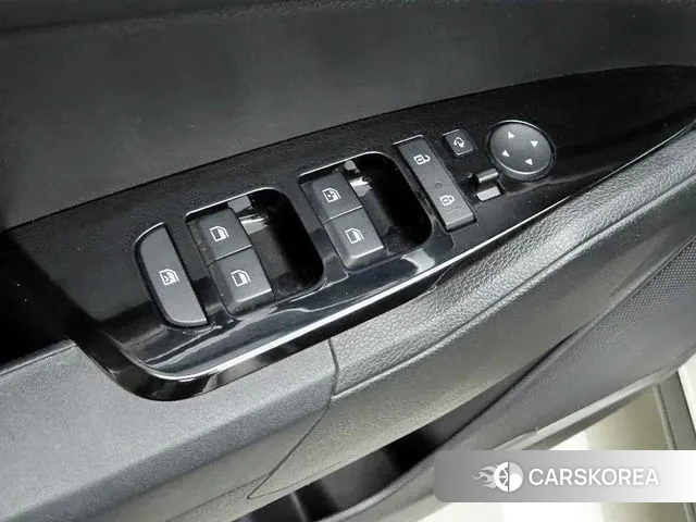 Kia Sportage 5th Generation 2021 Белый из Кореи, фото 3