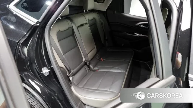 Chevrolet (GM Daewoo) Trax Crossover 2023 Черный из Кореи, фото 3