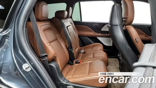 Lincoln Aviator 2nd generation 2022 Серый из Кореи, фото 3