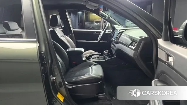 Ssangyong The New Rexton Sport 2021 Темно-зеленый из Кореи, фото 3