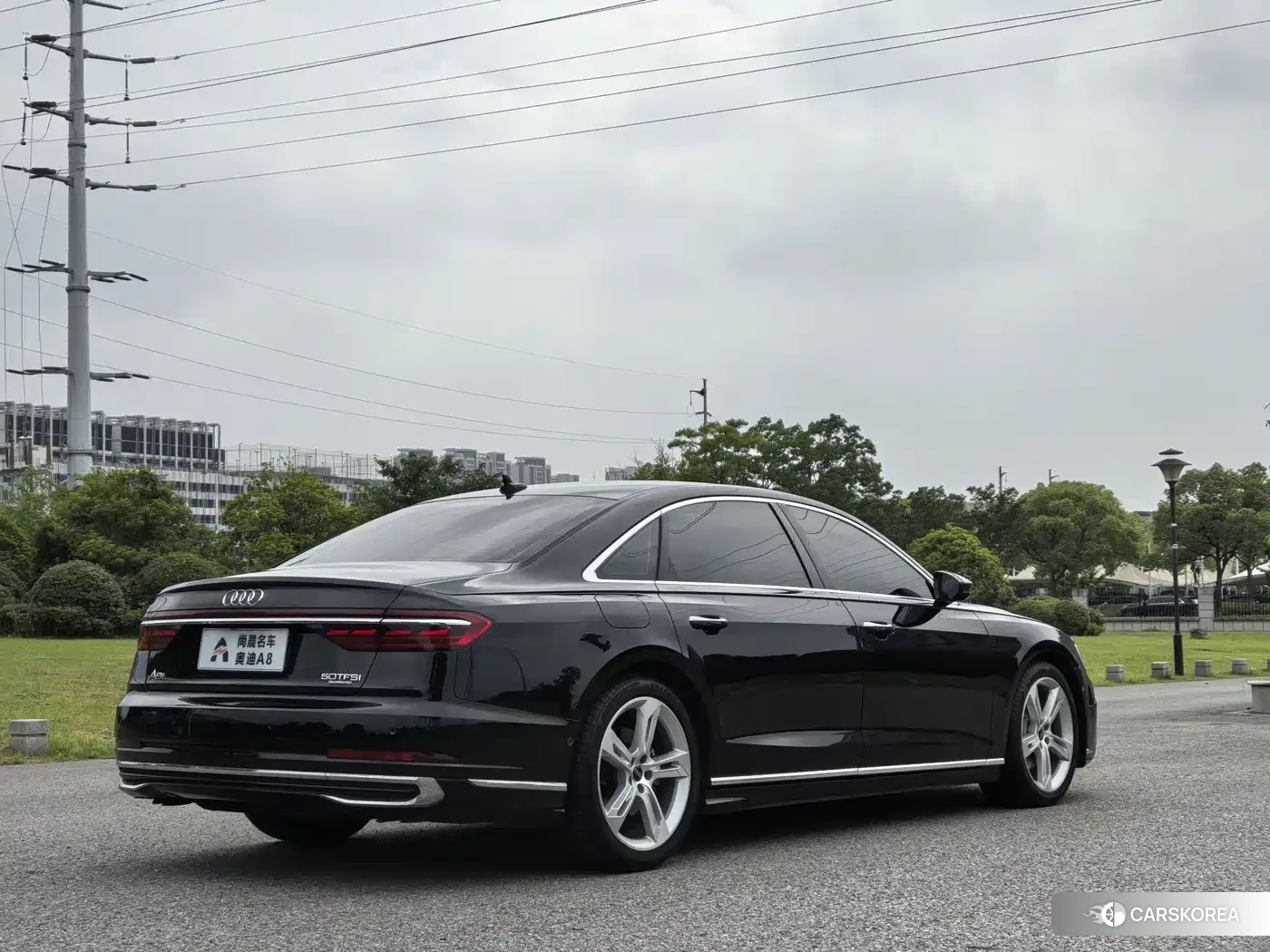 Audi A8 2023 Черный из Китая, фото 3
