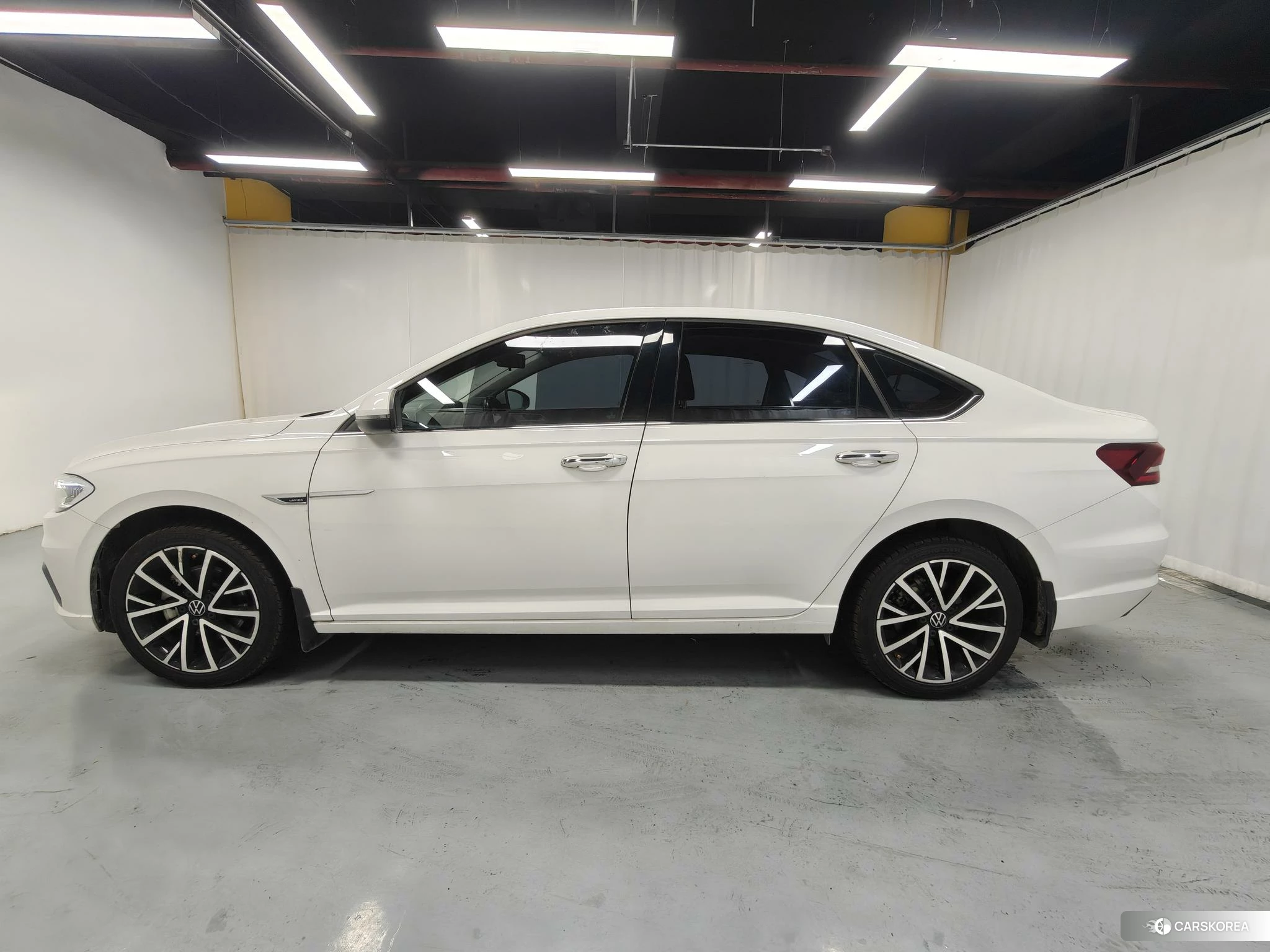Volkswagen Lavida 2020 Белый из Китая, фото 3