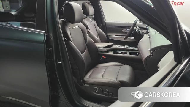 Genesis GV70 2022 Зеленый из Кореи, фото 3