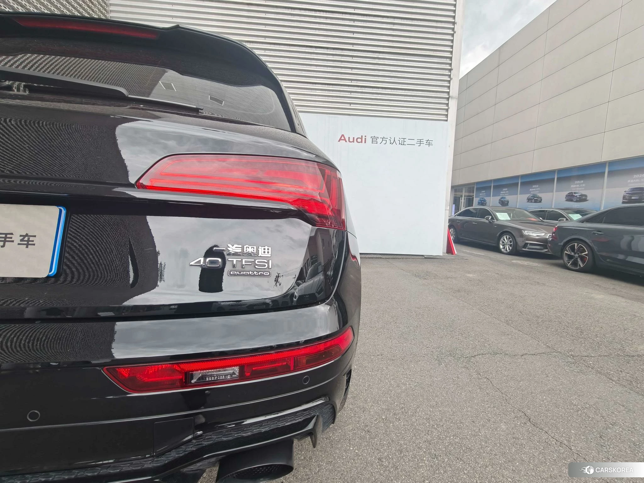 Audi Q5L 2023 Черный из Китая, фото 3