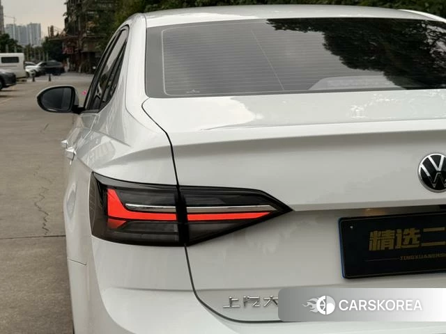 Volkswagen Lavida 2026 Белый из Китая, фото 3