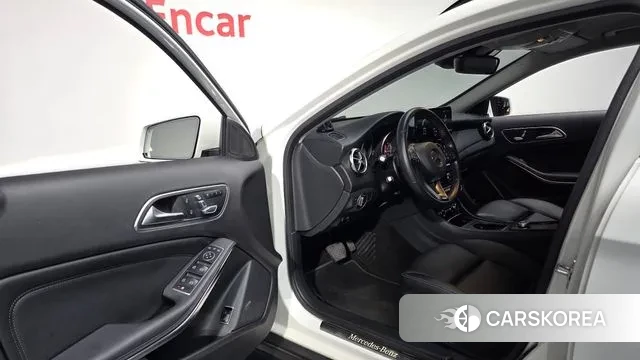 Mercedes-Benz GLA-Class X156 2019 Белый из Кореи, фото 3