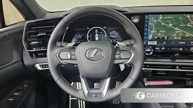 Lexus RX500h 5th generation 2026 Белый из Кореи, фото 3