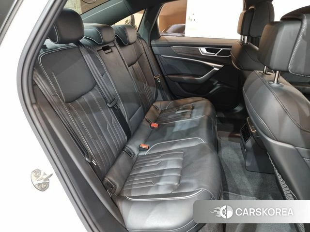 Audi A6 (C8) 2025 Белый из Кореи, фото 3