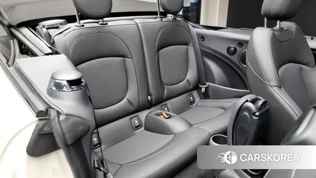 Mini Cooper Convertible 2020 Жемчужный цвет из Кореи, фото 3