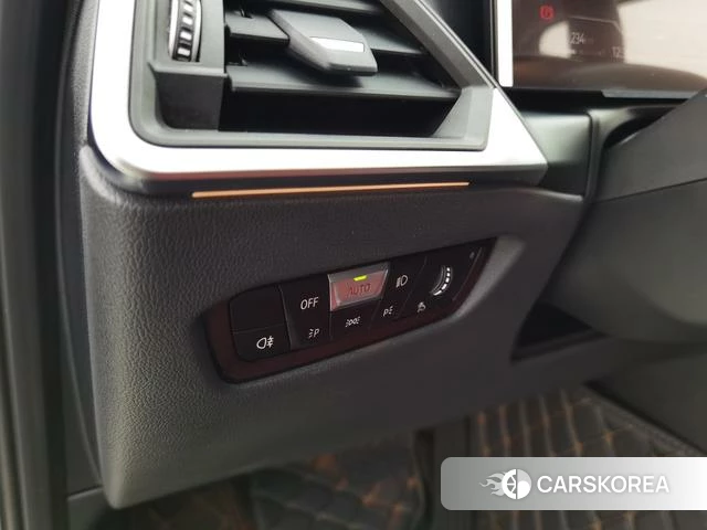 BMW 3 series 2024 Черный из Китая, фото 3