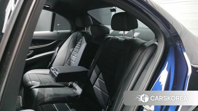 Mercedes-Benz E-Class W213 2021 Синий из Кореи, фото 3