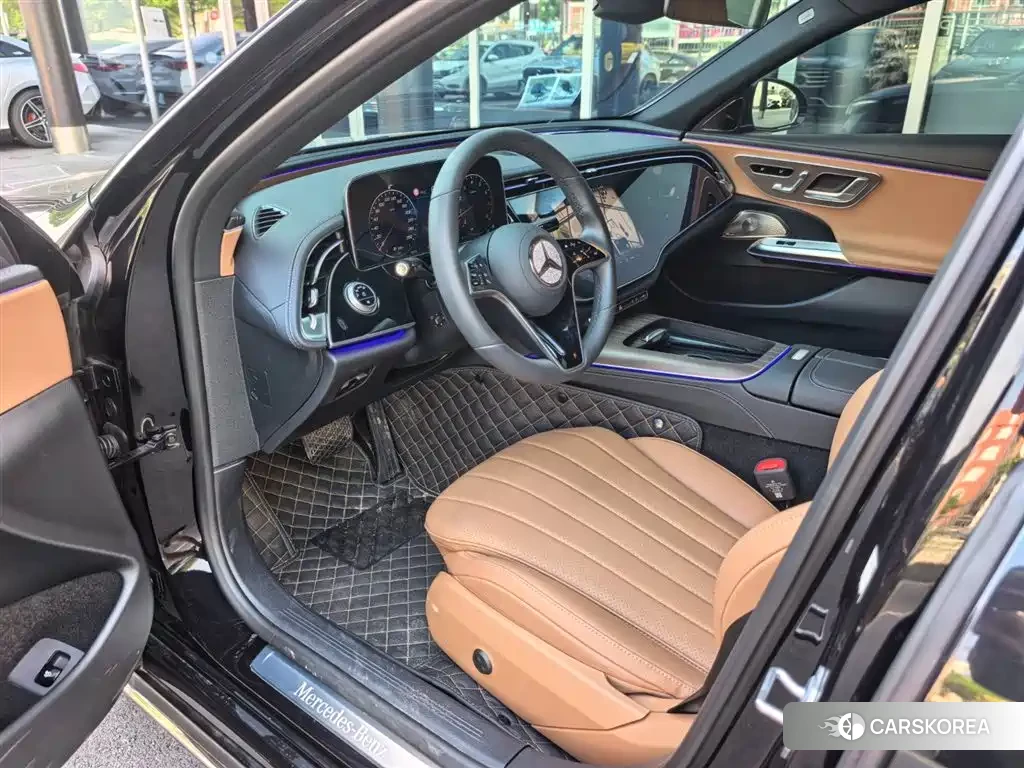 Mercedes-Benz E-Class 2026 Черный из Китая, фото 3