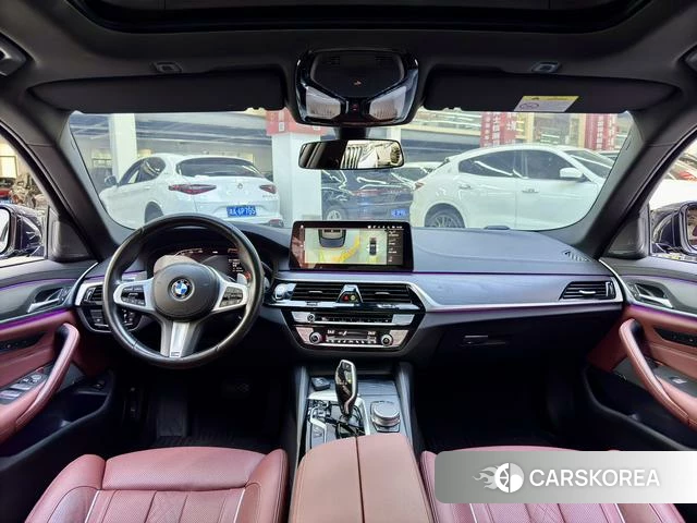 BMW 5 series 2021 Черный из Китая, фото 3