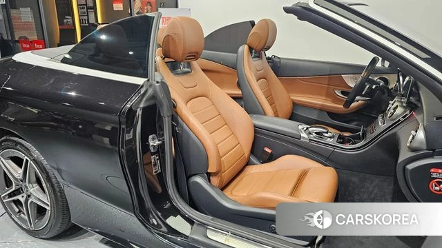 Mercedes-Benz C-Class W205 2021 Черный из Кореи, фото 3