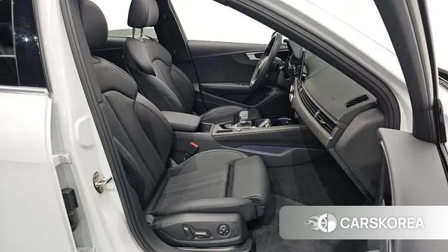 Audi A4 (B9) 2023 Белый из Кореи, фото 3