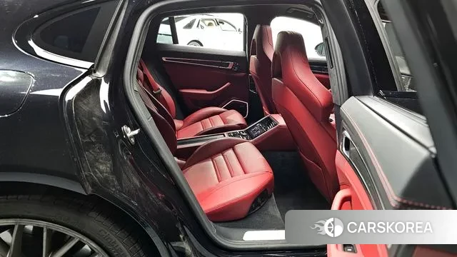 Porsche Panamera (971) 2023 Черный из Кореи, фото 3