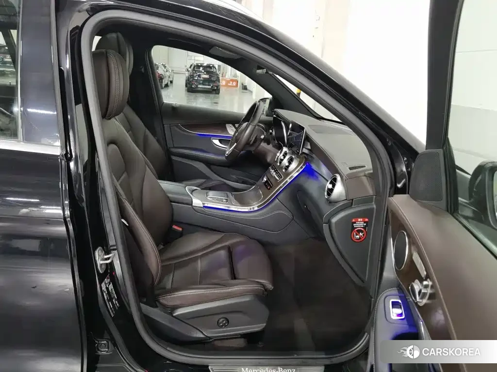 Mercedes-Benz GLC 2020 Черный из Китая, фото 3