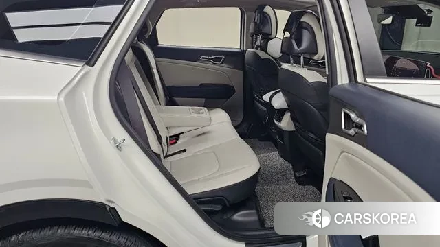 Kia Sportage 5th Generation 2022 Белый из Кореи, фото 3