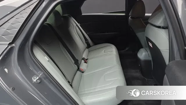 Hyundai The New Avante Hybrid (CN7) 2023 Серый из Кореи, фото 3