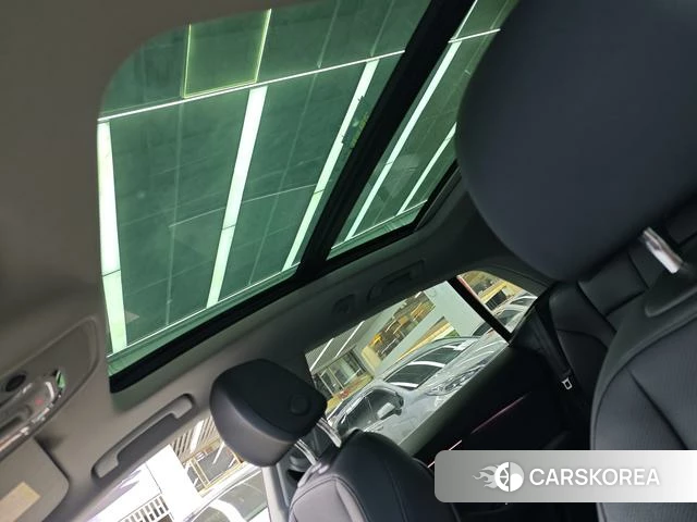 Audi Q8 2024 Черный из Китая, фото 3