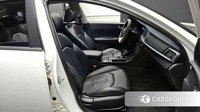 Kia The New K5 2nd generation 2018 Белый из Кореи, фото 3