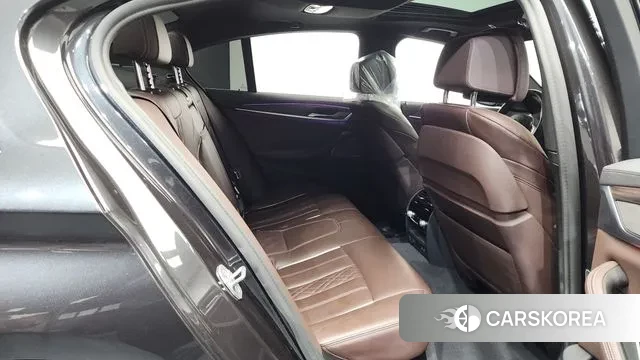 BMW 5 Series (G30) 2021 Серый из Кореи, фото 3