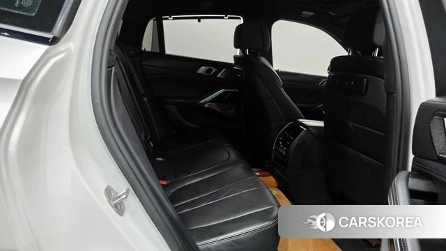 BMW X6 (G06) 2021 Белый из Кореи, фото 3