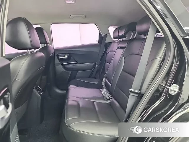 Kia Niro 2018 Черный из Кореи, фото 3