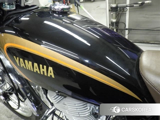Проданный Yamaha SR400 id 4199255 из Японии, фото 2