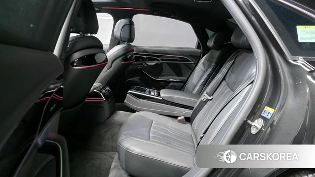 Audi A8 (D5) 2021 Черный из Кореи, фото 3