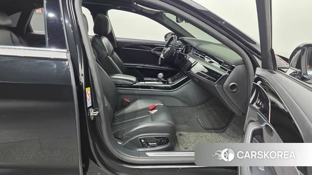 Audi A8 (D5) 2021 Черный из Кореи, фото 3