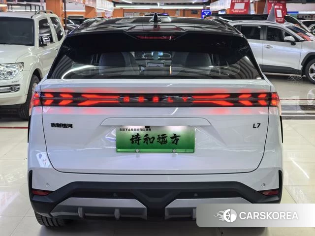 Geely Galaxy Galaxy L7 id 4218660 из Китая 3
