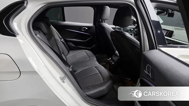 BMW 1 Series (F40) 2022 Белый из Кореи, фото 3