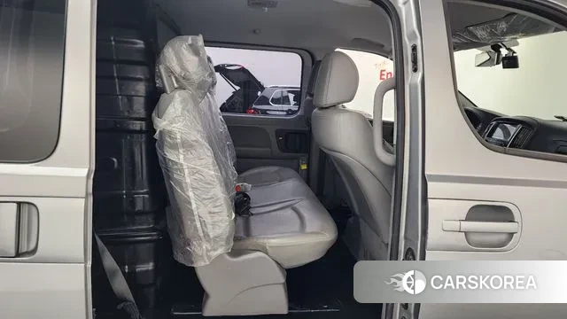 Hyundai The New Grand Starex 2018 Серебряный из Кореи, фото 3