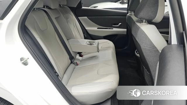 Hyundai Avante (CN7) 2022 Белый из Кореи, фото 3