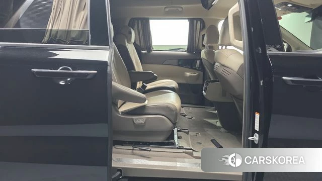 Kia The New Carnival 4th Generation 2024 Черный из Кореи, фото 3