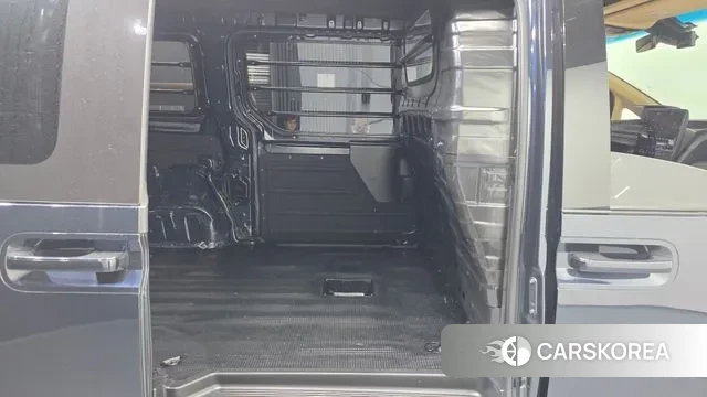 Hyundai Staria 2021 Черный из Кореи, фото 3