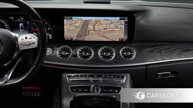 Mercedes-Benz E-Class W213 2019 Серебряный из Кореи, фото 3
