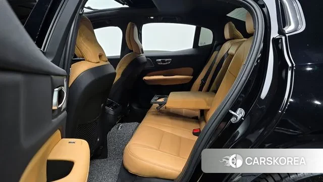 Volvo S60 3rd generation 2023 Черный из Кореи, фото 3