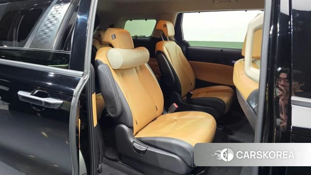 Kia Carnival 4th generation 2022 Черный из Кореи, фото 3
