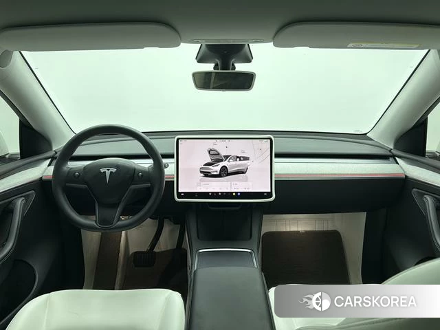 Tesla Model Y 2023 Белый из Китая, фото 3