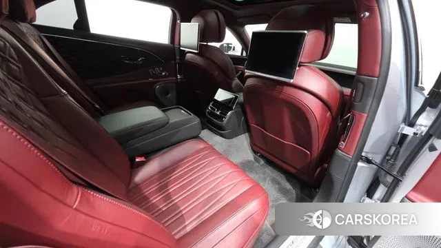 Bentley Flying Spur 3rd Generation 2020 Серебряный из Кореи, фото 3